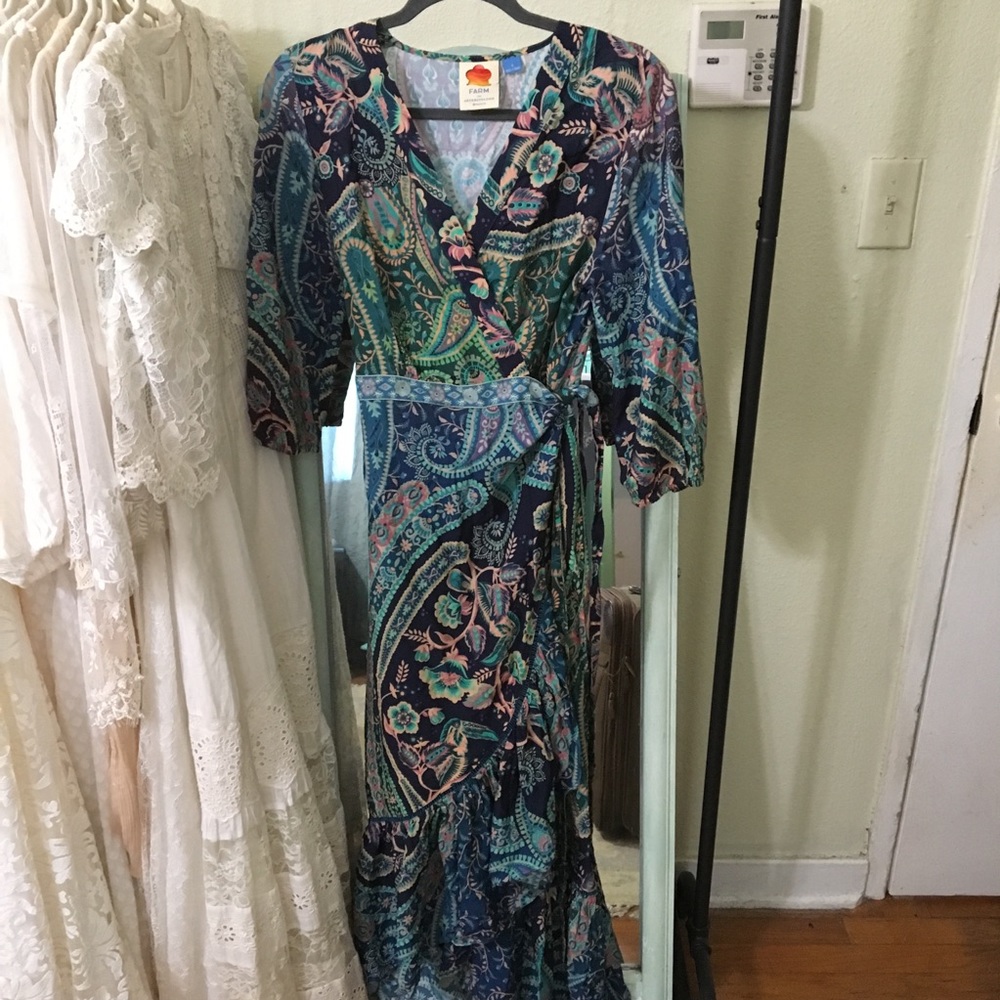 Farm wrap dress NWOT
